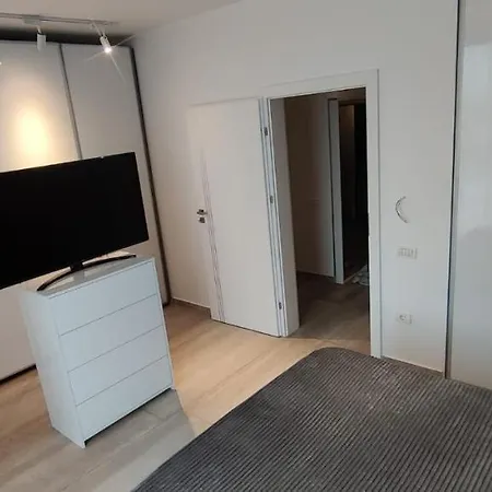 Sunrise Duplex Mamaia Apartment